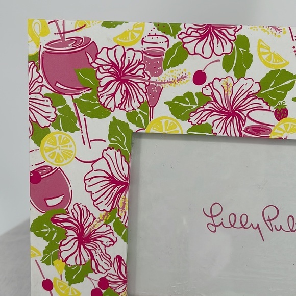 Lilly Pulitzer Colorful Picture Frame‎ in Summer Fun 4x6 Matte and Glass Front - Picture 2 of 5